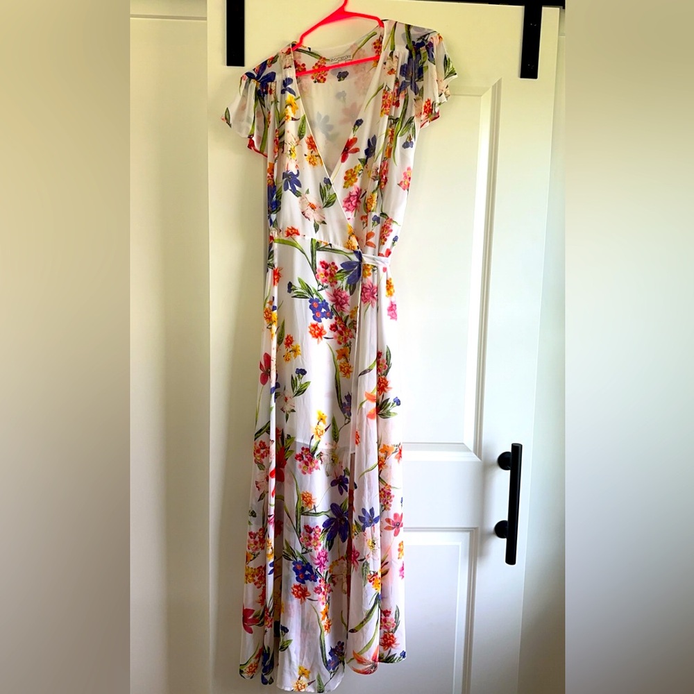 New York & Company Eva Mendes floral wrap dress, size medium